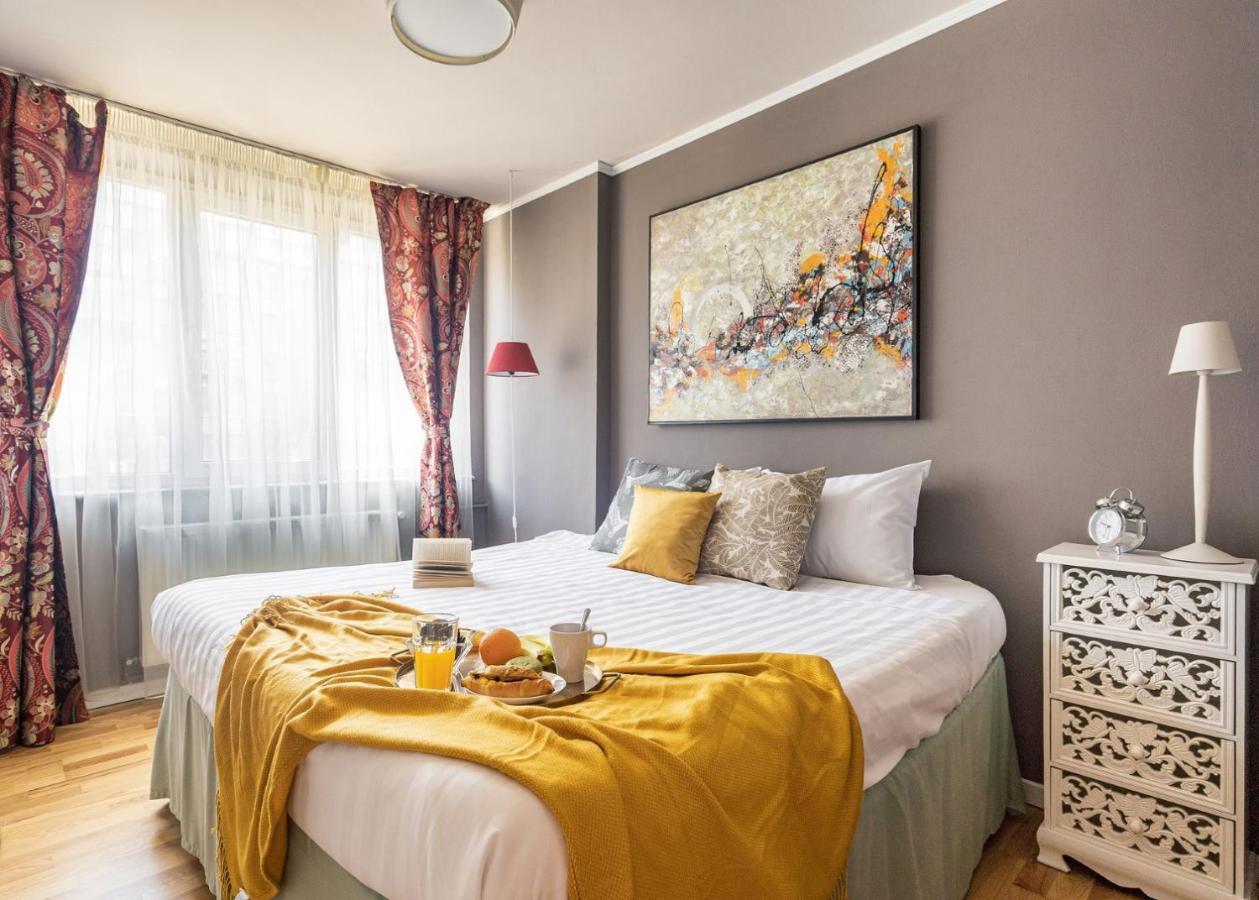 Spacious Downtown Apartment - Old Town 布加勒斯特 外观 照片