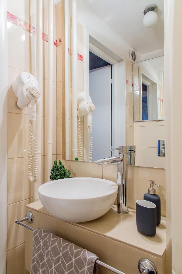 Spacious Downtown Apartment - Old Town 布加勒斯特 外观 照片